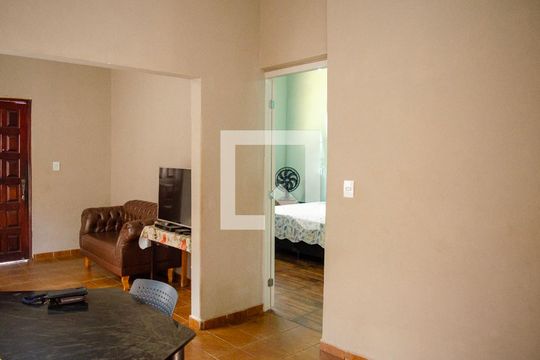 Casa à venda com 3 quartos, 90m² em Setor Central, Goiânia