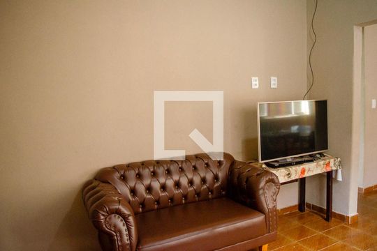 Casa para alugar com 3 quartos, 90m² em Setor Central, Goiânia