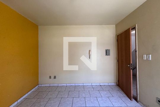 Apartamento para alugar com 2 quartos, 24m² em Scharlau, São Leopoldo