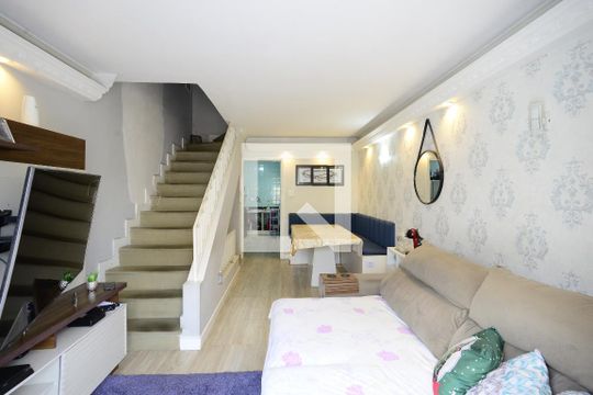 Casa à venda com 2 quartos, 132m² em Cambuci, São Paulo