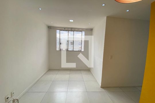Sala de apartamento à venda com 2 quartos, 55m² em Tomás Coelho, Rio de Janeiro