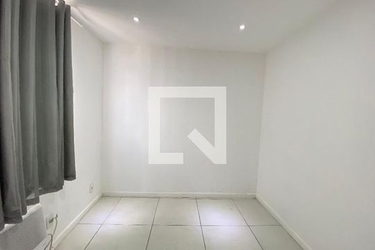 Quarto 1 de apartamento à venda com 2 quartos, 55m² em Tomás Coelho, Rio de Janeiro