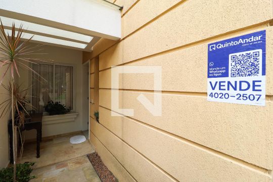 Casa à venda com 3 quartos, 230m² em Jardim Leonor Mendes de Barros, São Paulo