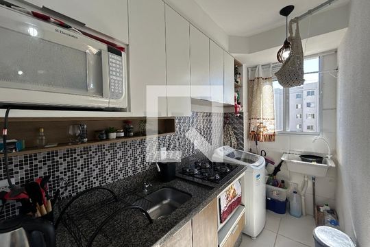 Cozinha de apartamento à venda com 2 quartos, 44m² em Feitoria, São Leopoldo