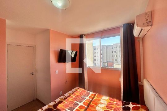 Quarto 1 de apartamento à venda com 2 quartos, 44m² em Feitoria, São Leopoldo