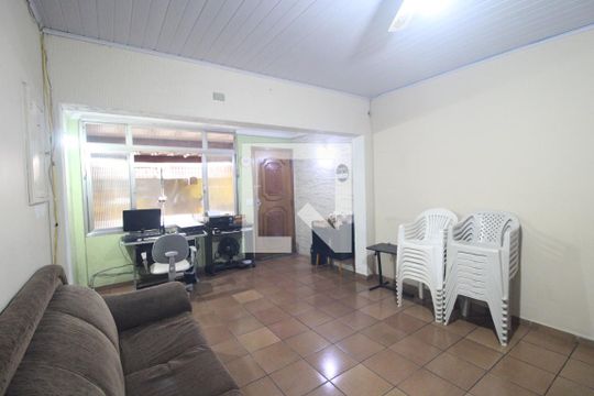 Casa à venda com 2 quartos, 150m² em Jardim Sabara, São Paulo