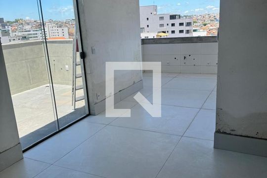Apartamento à venda com 3 quartos, 163m² em Inconfidentes, Contagem