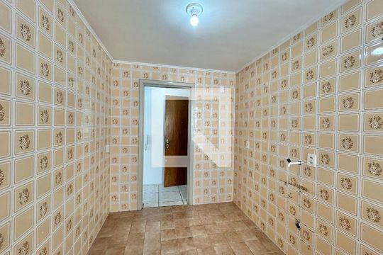 Cozinha de apartamento para alugar com 1 quarto, 45m² em Operário, Novo Hamburgo
