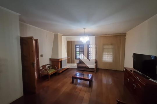 Casa para alugar com 4 quartos, 400m² em Parque Mandaqui, São Paulo