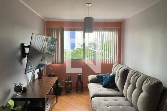 Apartamento para alugar com 3 quartos, 68m² em Vila Guarani, São Paulo