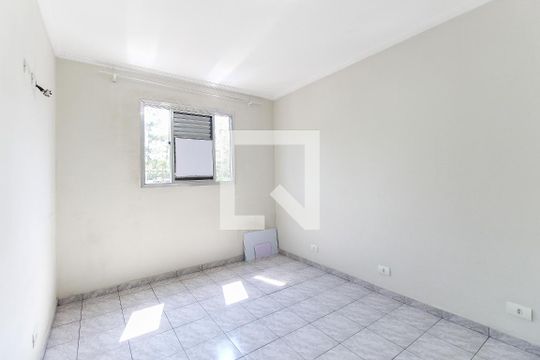 Quarto 1 de apartamento à venda com 2 quartos, 52m² em Itaquera, São Paulo