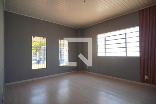 Sala de casa à venda com 2 quartos, 288m² em Vila Rosa, Novo Hamburgo