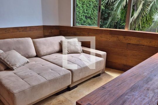 Casa de Condomínio à venda com 2 quartos, 196m² em , Nova Lima