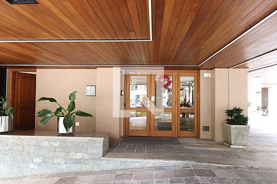 Entrada do Prédio  de apartamento à venda com 3 quartos, 106m² em Petrópolis, Porto Alegre