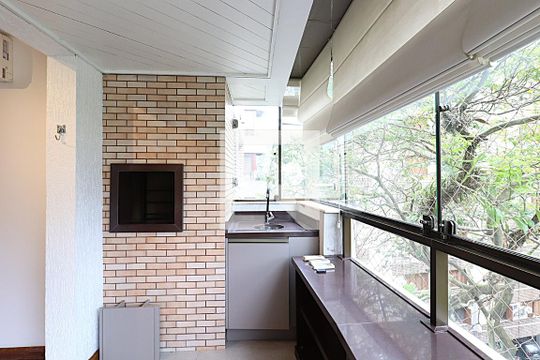 Sala - Sacada de apartamento à venda com 3 quartos, 106m² em Petrópolis, Porto Alegre