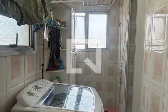 Área de Serviço de apartamento à venda com 3 quartos, 70m² em Vila Bela Vista, Santo André