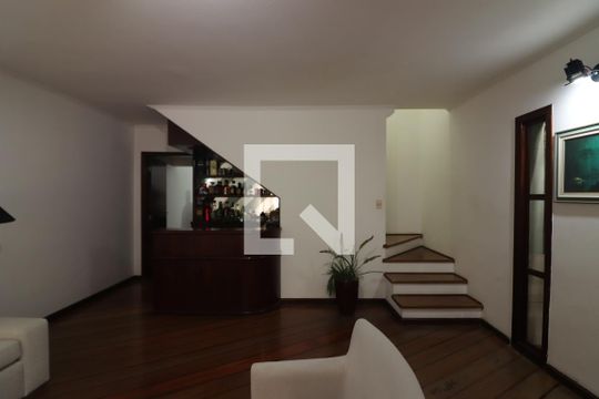 Sala  de casa à venda com 3 quartos, 260m² em Jardim do Mar, São Bernardo do Campo