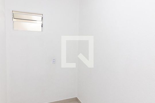 Quarto 2 de apartamento para alugar com 2 quartos, 44m² em Vila Valqueire, Rio de Janeiro