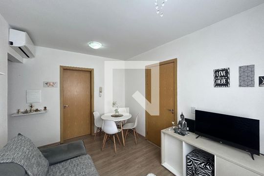 Apartamento à venda com 2 quartos, 60m² em Liberdade, Novo Hamburgo