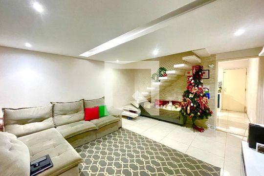 Sala de casa à venda com 3 quartos, 110m² em Vila Zamataro, Guarulhos