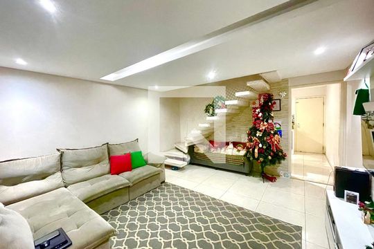 Sala de casa à venda com 3 quartos, 110m² em Vila Zamataro, Guarulhos