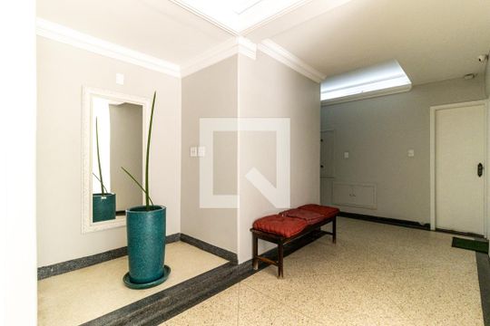 Hall de Entrada de apartamento à venda com 2 quartos, 81m² em Perdizes, São Paulo