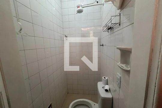 Casa para alugar com 4 quartos, 230m² em Planalto, Belo Horizonte