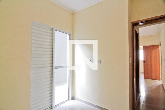Quarto 2 de apartamento para alugar com 2 quartos, 65m² em Vila Mangalot, São Paulo