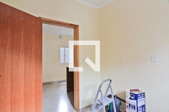 Quarto de apartamento para alugar com 2 quartos, 65m² em Vila Mangalot, São Paulo