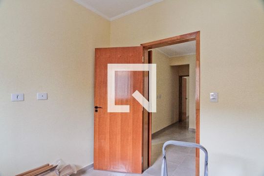 Quarto de apartamento para alugar com 2 quartos, 65m² em Vila Mangalot, São Paulo