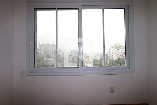 Janela da Sala de apartamento para alugar com 4 quartos, 143m² em São João, Porto Alegre