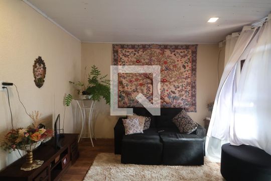 Sala de casa à venda com 3 quartos, 100m² em  Rio Branco, Canoas