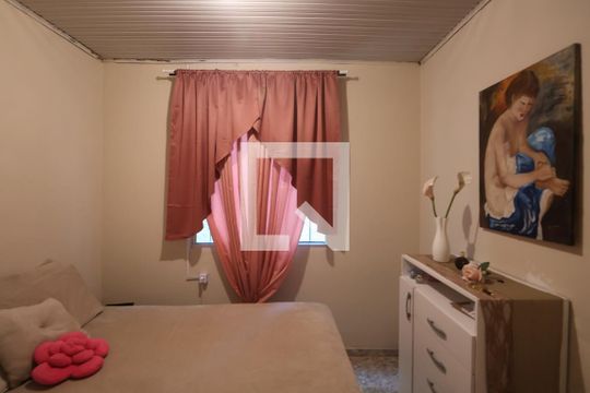 Quarto 2 de casa para alugar com 3 quartos, 100m² em  Rio Branco, Canoas