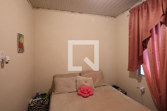Quarto 2 de casa para alugar com 3 quartos, 100m² em  Rio Branco, Canoas