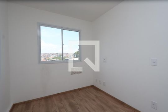 Sala de apartamento para alugar com 1 quarto, 26m² em Cidade Satelite Santa Barbara, São Paulo
