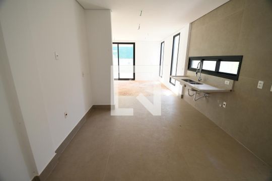 Cozinha de casa de condomínio à venda com 3 quartos, 225m² em Condomínio Reserva Alpha Galleria, Campinas
