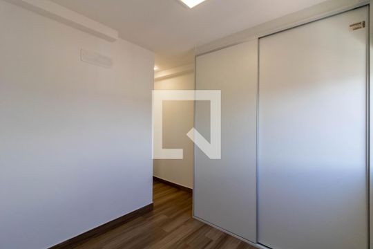 Suíte de apartamento à venda com 2 quartos, 55m² em Vila Galvão, Guarulhos