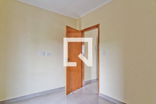 Quarto 1 de apartamento para alugar com 2 quartos, 65m² em Vila Mangalot, São Paulo