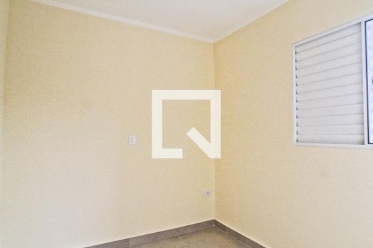 Quarto 2 de apartamento para alugar com 2 quartos, 65m² em Vila Mangalot, São Paulo