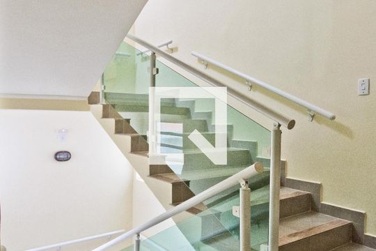 área comum de apartamento para alugar com 2 quartos, 65m² em Vila Mangalot, São Paulo