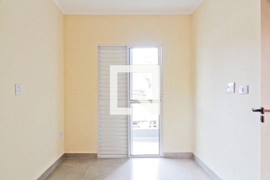 Quarto 1 de apartamento para alugar com 2 quartos, 65m² em Vila Mangalot, São Paulo