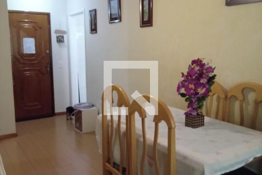 Sala de apartamento à venda com 2 quartos, 52m² em Rocha Miranda, Rio de Janeiro