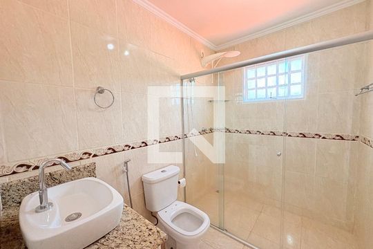 Banheiro da Suíte 1 de casa à venda com 4 quartos, 310m² em Jardim Paulista Ii, Jundiaí