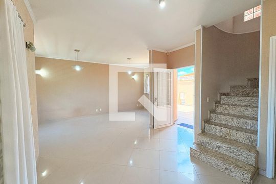 Sala de casa à venda com 4 quartos, 310m² em Jardim Paulista Ii, Jundiaí