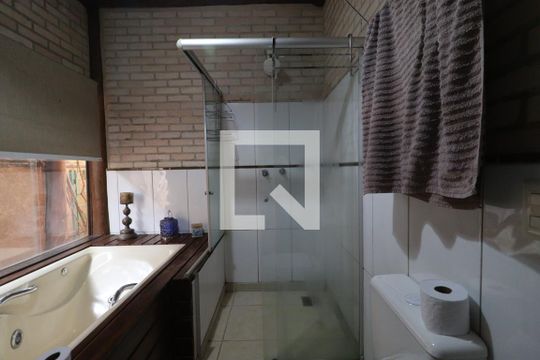 Banheiro da Suíte 1 de casa para alugar com 4 quartos, 490m² em Subsetor Sul - 6 (s-6), Ribeirão Preto