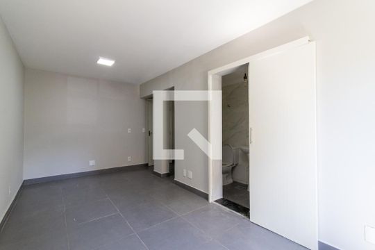 Sala/Quarto de kitnet/studio à venda com 1 quarto, 43m² em Centro, Campinas