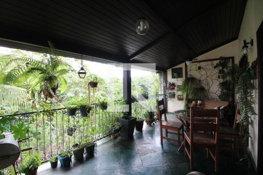 Sala 1 - Varanda de casa de condomínio à venda com 4 quartos, 350m² em Jacarepaguá, Rio de Janeiro