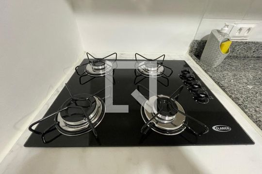 Sala/cozinha de apartamento para alugar com 1 quarto, 30m² em Centro Histórico de São Paulo, São Paulo