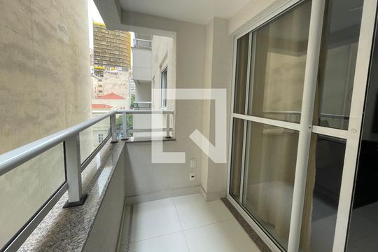 Varanda da Sala/cozinha de apartamento para alugar com 1 quarto, 30m² em Centro Histórico de São Paulo, São Paulo