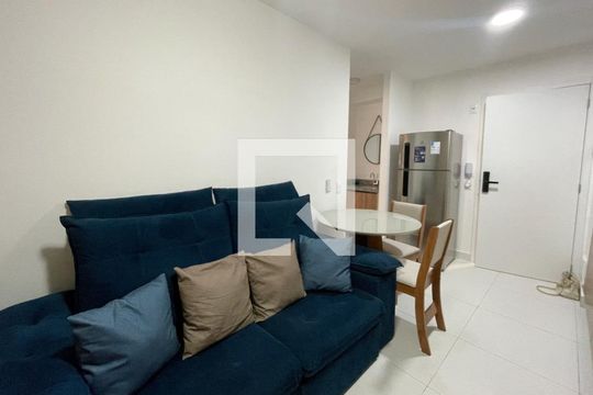 Sala/cozinha de apartamento para alugar com 1 quarto, 30m² em Centro Histórico de São Paulo, São Paulo